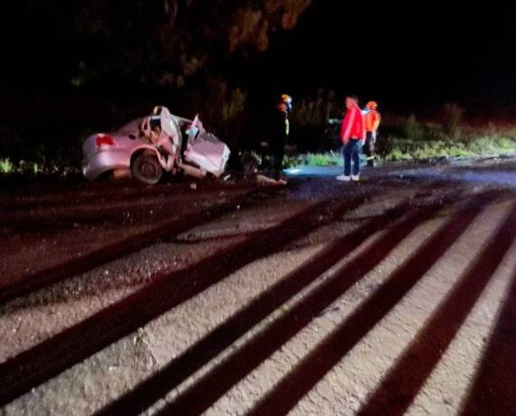 Três pessoas morreram em acidente que envolveu quatro veículos na BR-285 em Lagoa Vermelha - foto 3