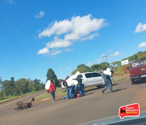 Motociclista fica ferido sem gravidade em acidente no trevo da RS-342 em Três de Maio - foto 2
