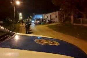 Após o crime, carro supostamente utilizado pelos criminosos foi encontrado queimado