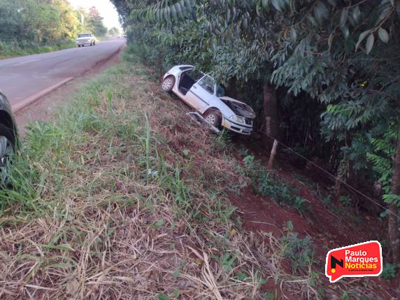 Saída de pista deixa homem ferido na RS-342 em Três de Maio - foto 4