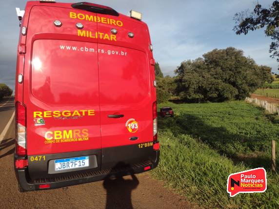 Saída de pista é registrada na BR-472 em Três de Maio - foto 2