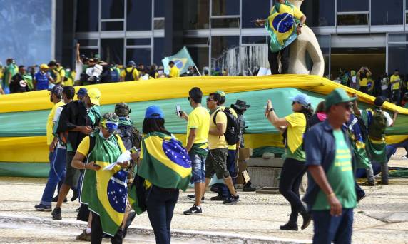 Oito ministros acompanharam integralmente o relator
