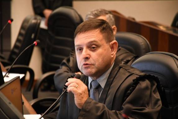 Proposta é 6% de reajuste a contar de 1º de junho e 6% a partir de janeiro de 2024