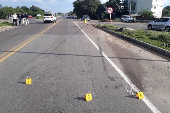 Más-condições de rodovia podem ter contribuído para acidente com três mortes em Santa Maria - foto 3