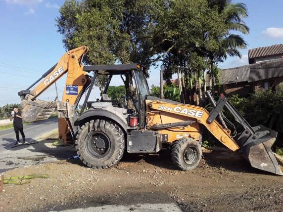 Crianças foram levadas ao hospital. Acidente aconteceu em Navegantes, no Litoral Norte de Santa Catarina.