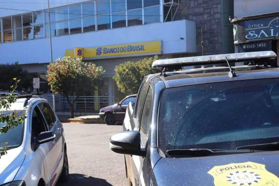 Crime de furto teria ocorrido no final de semana e foi percebido por funcionários na manhã desta segunda-feira.