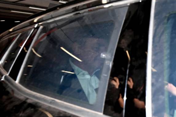 O ex-presidente disse que nunca determinou e nem soube da colocação de informações falsas no ConecteSUS; ele declarou ainda que nem teria razão de fazer isso