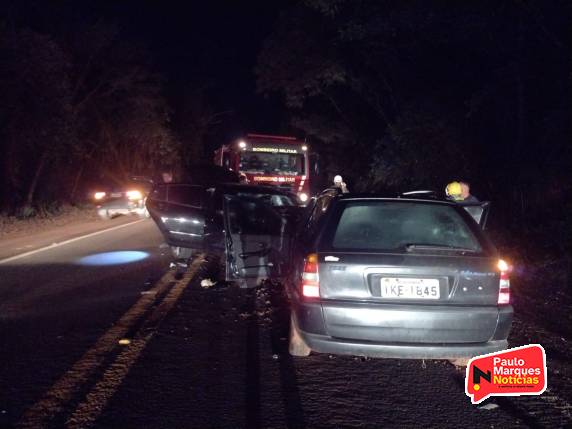 Três adultos e uma criança ficam feridos em acidente na BR-472 em Três de Maio - foto 5