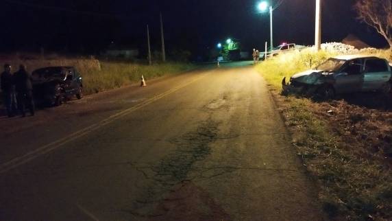 Grave acidente envolve dois veículos e deixa três feridos na RS-330, em Miraguaí - foto 3