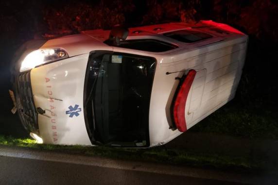 Teste do etilômetro apontou embriaguez do condutor, na noite desta sexta-feira