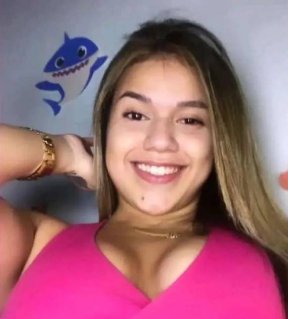 Presa desde janeiro após ser flagrada no aeroporto de Bali com cerca de 3 quilos de cocaína, a brasileira foi condenada a 11 anos de prisão nesta quinta-feira.