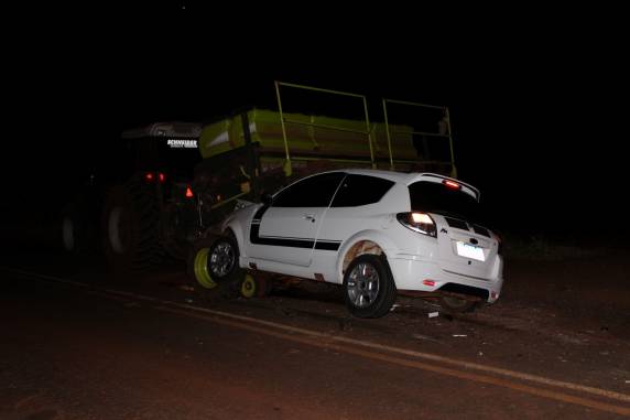 Motorista fica ferido em acidente envolvendo carro e trator na ERS-207 em Humaitá - foto 3