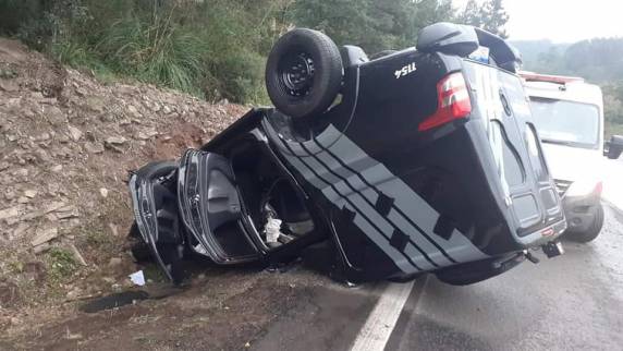 Quatro policiais penais ficam gravemente feridos em acidente na BR-386 - foto 3