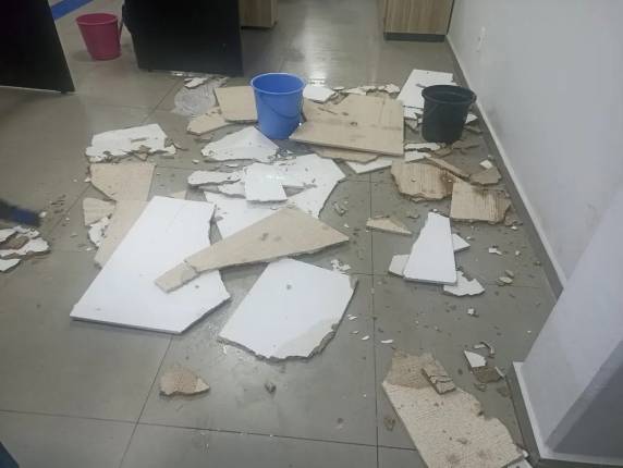 Chuva forte causa deslizamentos, alagamentos e queda de teto em SC - foto 3