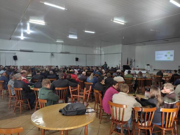 Seminário da agricultura para áreas do leite e suínos foi realizado em Horizontina - foto 3