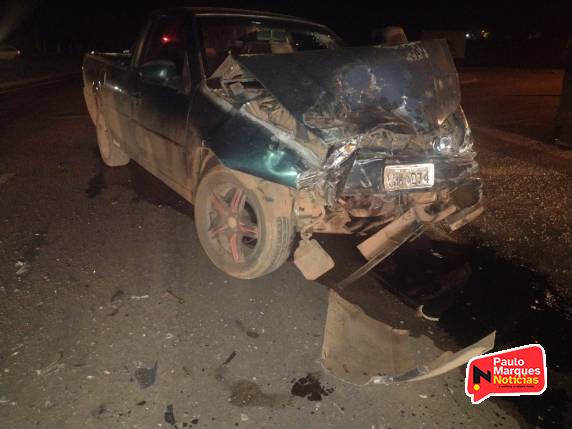 Colisão no trevo do parque deixa motorista ferido em Três de Maio - foto 6