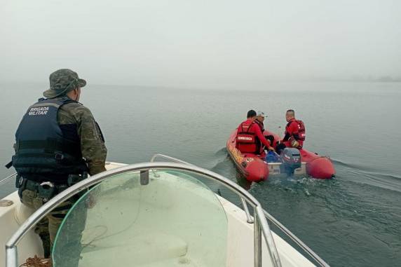 O militar caiu do barco que conduzia no sábado (1º) e desde então não foi mais visto