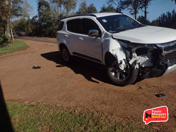 Colisão traseira envolve dois veículos e deixa dois feridos sem gravidade, na RS-342 em Três de Maio - foto 2