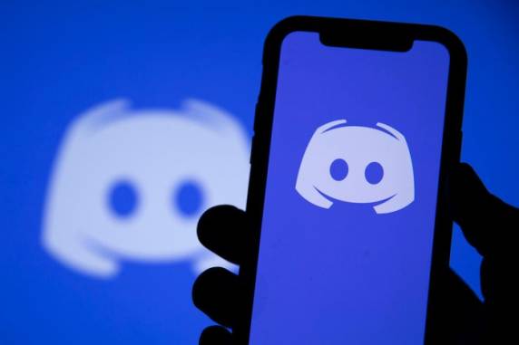 Suspeito usava o Discord, plataforma onde conteúdos relacionados a crimes já foram encontrados