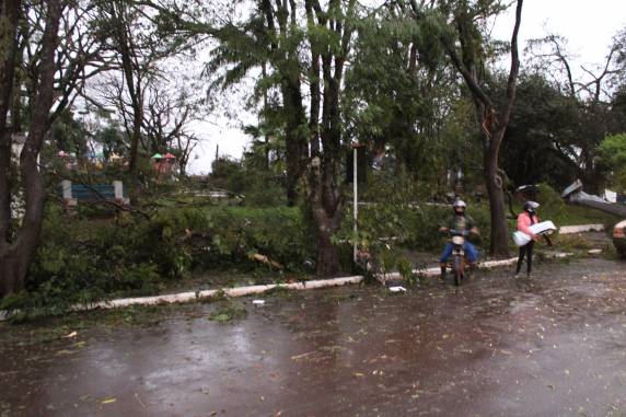 Temporal devasta a cidade de Sede Nova - foto 3