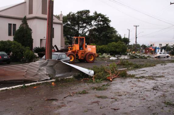 Temporal devasta a cidade de Sede Nova - foto 6