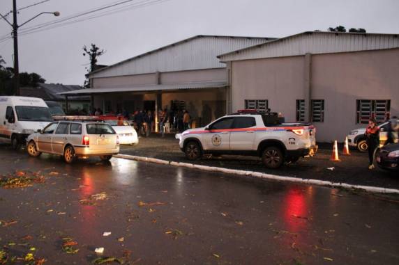 Temporal devasta a cidade de Sede Nova - foto 2