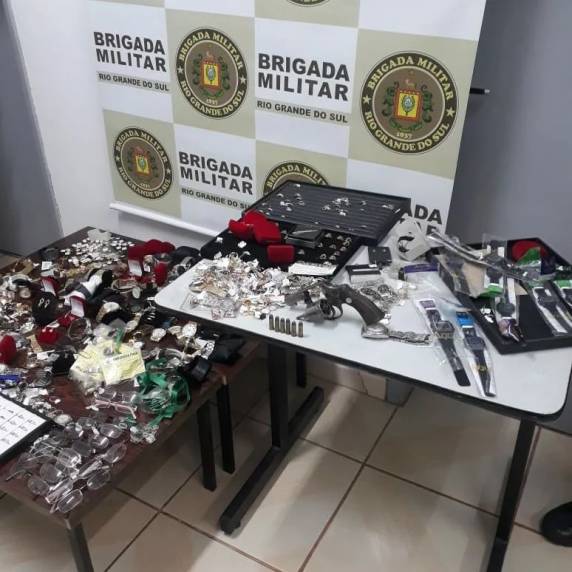 O foragido estava em uma residência localizada na Linha Centro, Cândido Godói