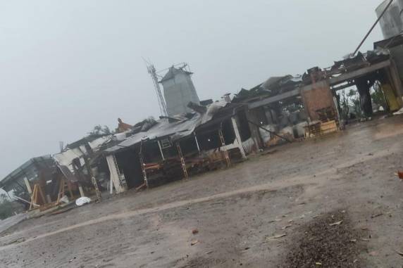 Com 1,2 mil desalojados, Sede Nova tem R$ 56 milhões em prejuízo após ciclone - foto 6