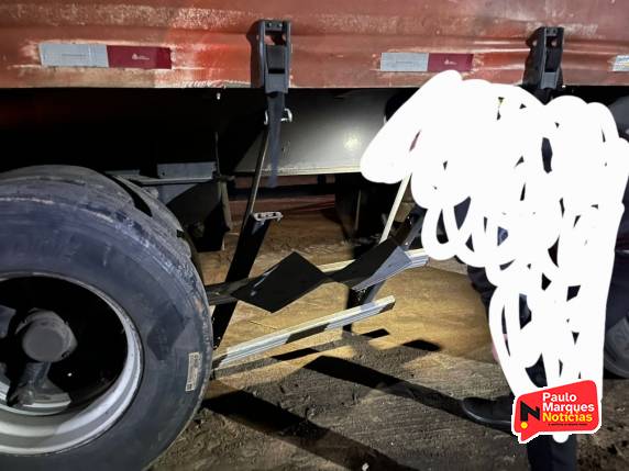 Colisão com danos materiais na Rodovia do Desenvolvimento, em Três de Maio - foto 2