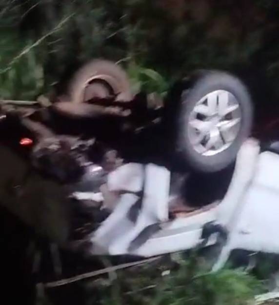 Uma caminhoneta Amarok emplacada em Santo Ângelo era ocupada pelos dois homens