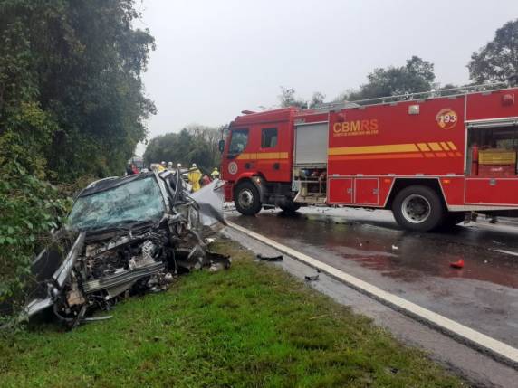 Grave acidente na BR-386 em Mormaço deixa dois mortos e três feridos - foto 4