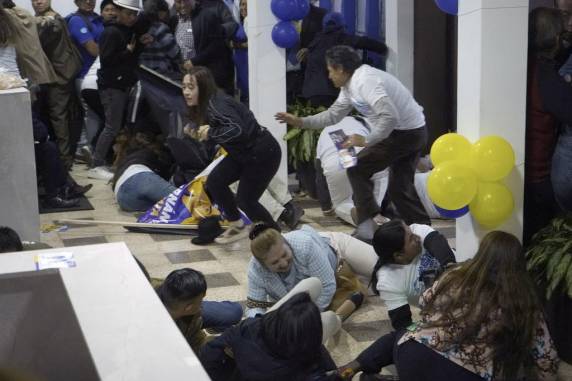 Candidato à presidência do Equador é assassinado - foto 2