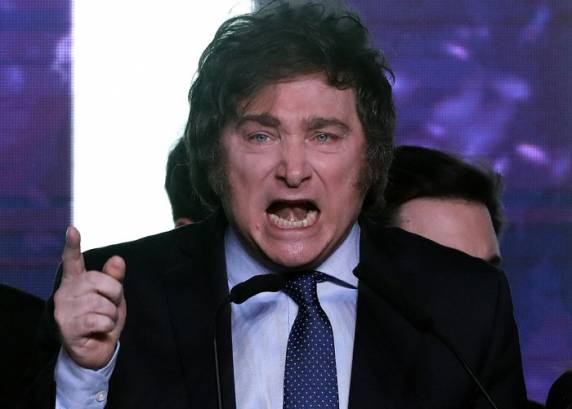 Vitória de Javier Milei nas primárias é fruto do desgaste do governo, provando que quem manda na eleição é a economia