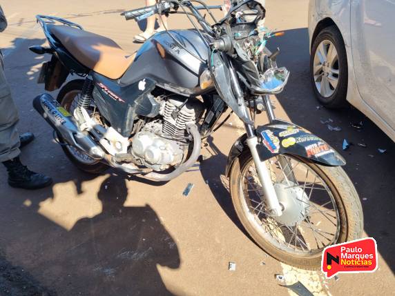 Acidente envolve moto e dois automóveis no Centro de Três de Maio - foto 3