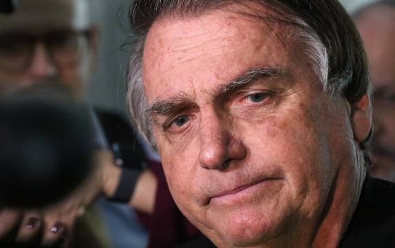 Polícia Federal pretende ouvir o ex-presidente no dia 31, mas defesa pode pedir adiamento enquanto reivindica acesso aos autos do inquérito