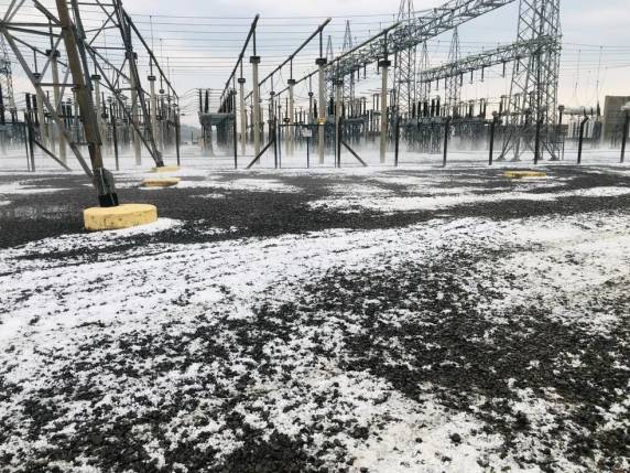 Chuva de granizo deixa camada volumosa de gelo em cidade de SC: 'Afundou o calçado' - foto 3