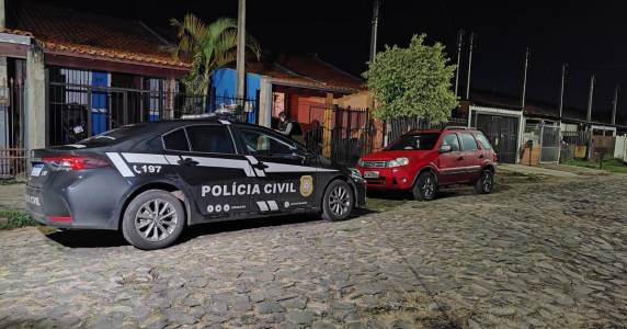 Criminosos alugavam carros para para distribuir as drogas para clientes em Alvorada, Cachoeirinha, Gravataí e na zona norte da Capital