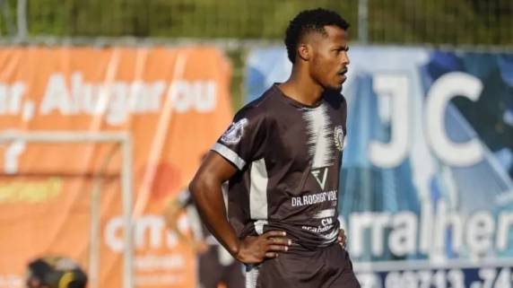 De acordo com o irmão da vítima, ele sofreu um infarto após passar mal.