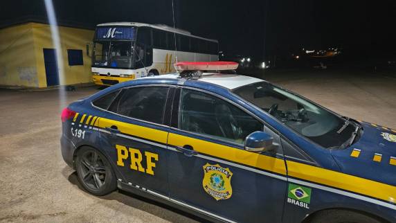 O motorista e único ocupante, 40 anos, de Passo Fundo, disse que iria para São Paulo