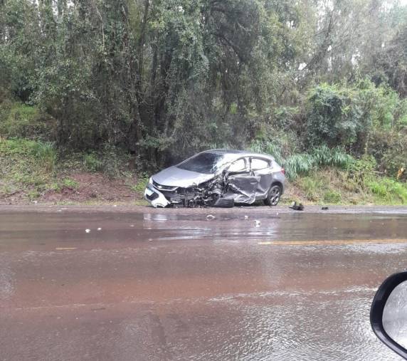 Três acidentes em trecho de um quilômetro da BR-285 em Ijuí - foto 3