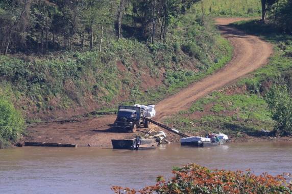 Contrabandistas usam mais de 50 portos clandestinos para trazer soja argentina ao RS pelo Rio Uruguai - foto 5