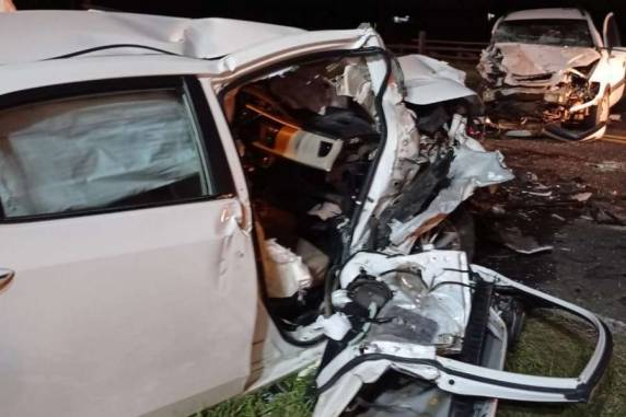As vítimas tem 51 e 70 anos e estavam uma em cada carro envolvido