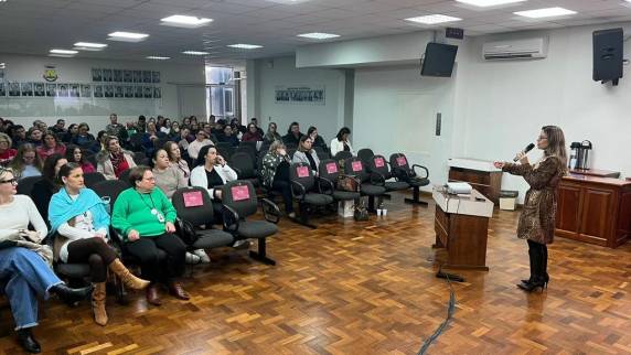 CaoEVCM encerra em Três de Maio primeira fase de capacitações à rede de proteção à mulher - foto 3