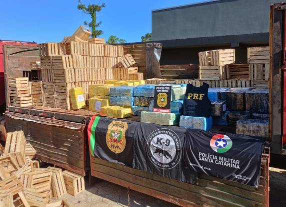 Paraguaio é preso com quase duas toneladas de maconha na BR-280 em Canoinhas
