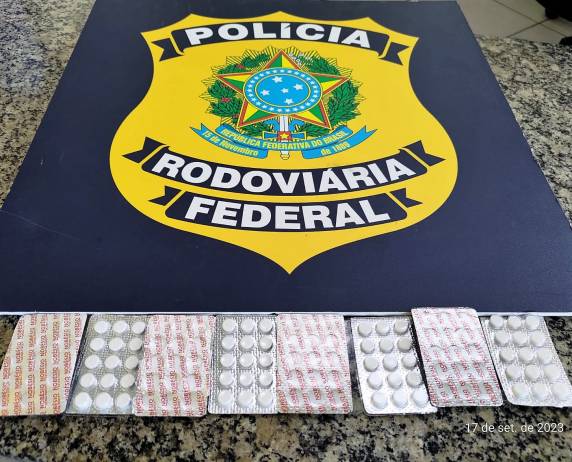 O homem de 32 anos vai responder a Termo Circunstanciado por porte de droga para consumo e somente foi liberado para continuar a viagem após descansar algumas horas