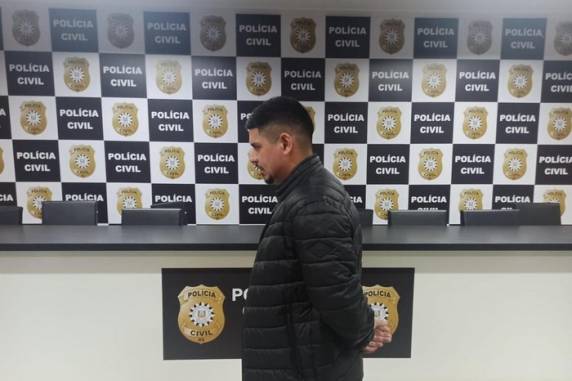 Conforme a investigação, que começou há cerca de três meses, o homem mudava de residência com frequência, na tentativa de não ser localizado pelas autoridades e rivais