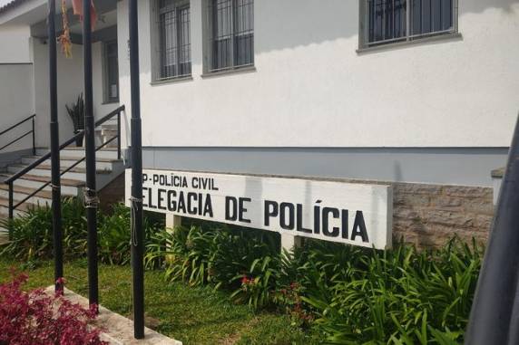Ocorrência envolvendo Aristeu André Caron (PTB) foi registrada em frente a uma fruteira na tarde de quarta-feira (20)