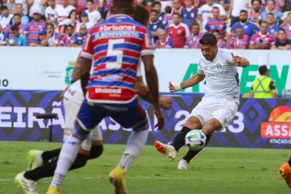 Corinthians arranca empate com Fortaleza no fim e sai da parte