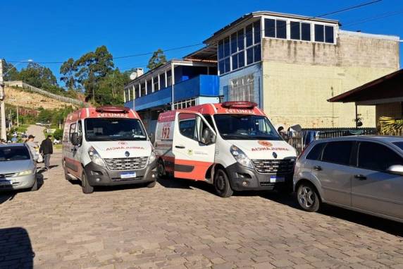 Alvo dos disparos era homem de 22 anos que estava com a criança. Ele está hospitalizado em estado grave