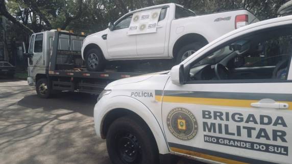 A abordagem de ambos resultou na detenção dos homens, que foram posteriormente identificadas e conduzidos à Delegacia de Polícia.